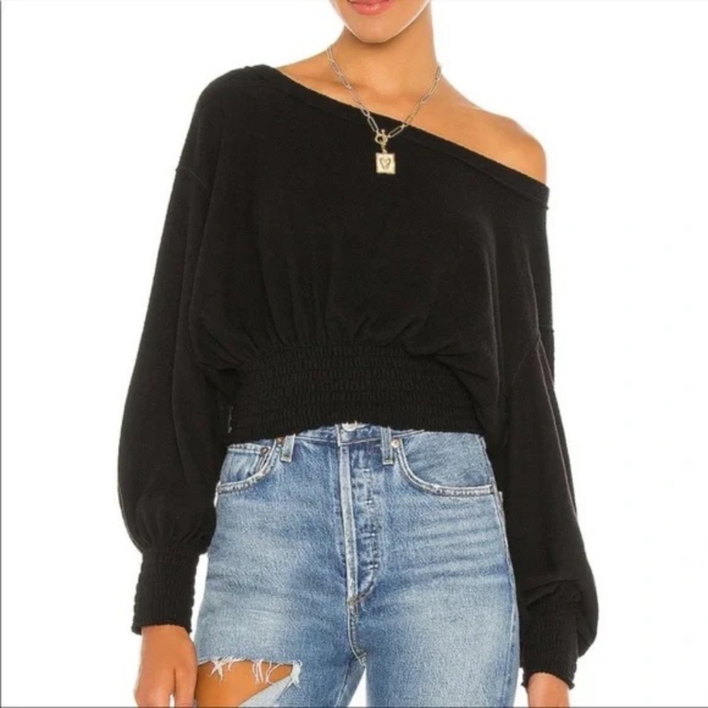 Free People Run to You Off-the-Shoulder Cropped Sweater size XS 🖤